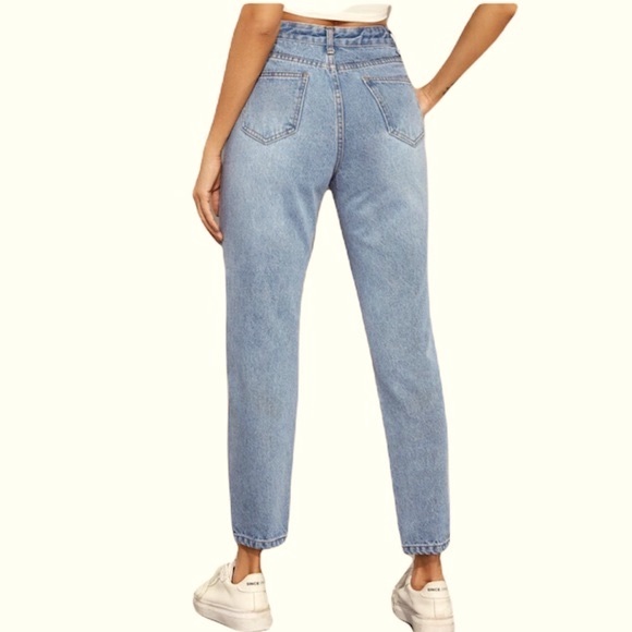 Shein Distressed High Waisted Mom Jeans 10 - Picture 1 of 9